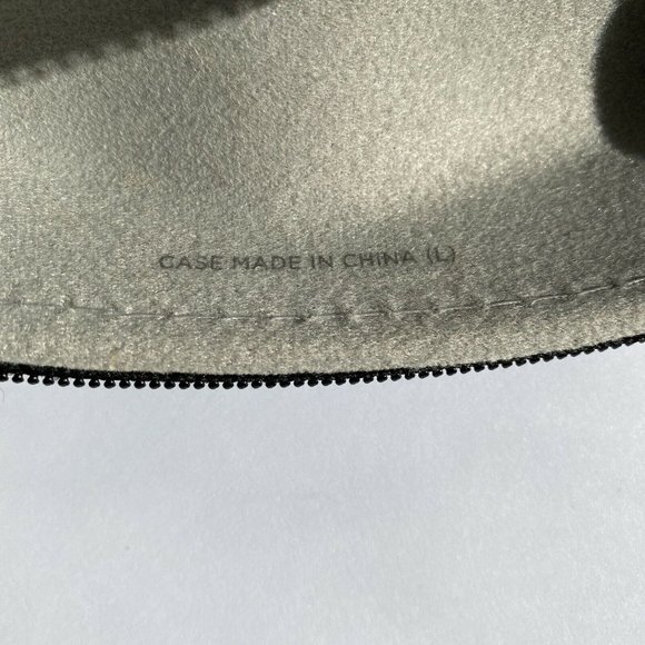 Vogue Zip Up Glasses Case For Designer Sunglasses Hard Clamshell Soft Lining - Picture 7 of 7